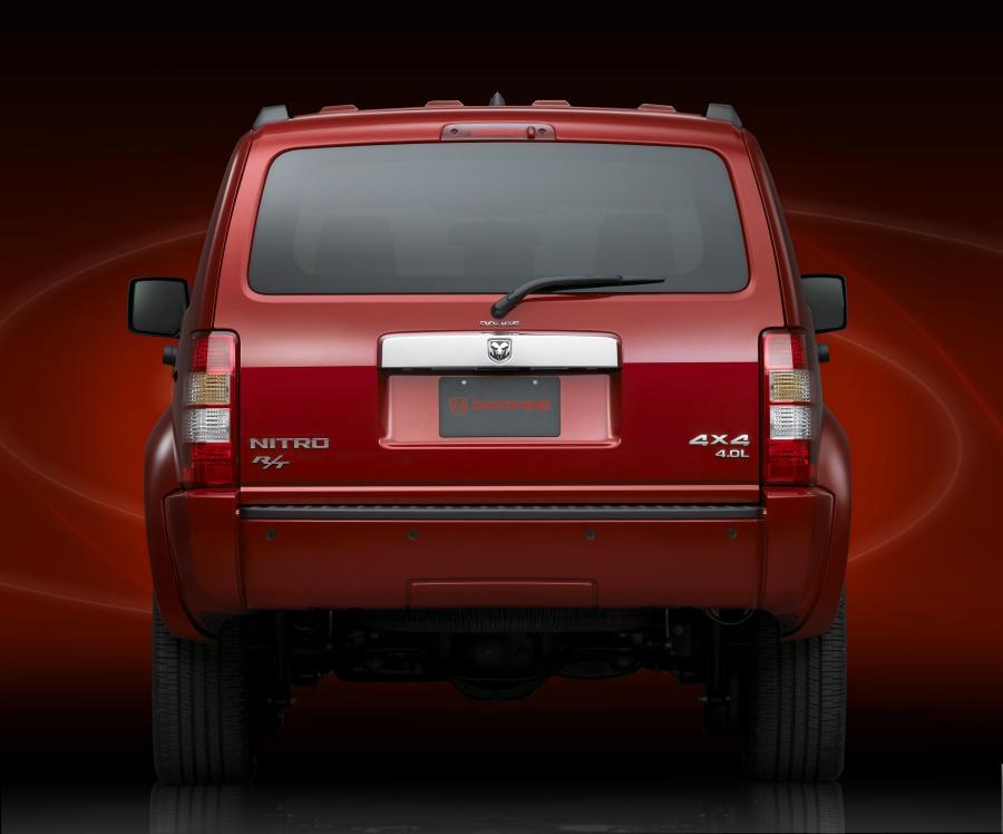  Dodge Nitro 2007 года  (фото 42 из 152)